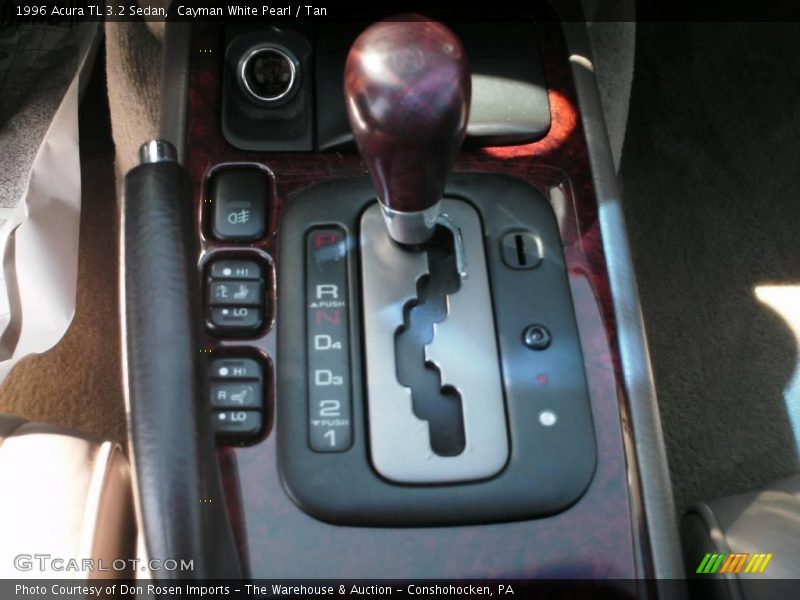 Cayman White Pearl / Tan 1996 Acura TL 3.2 Sedan