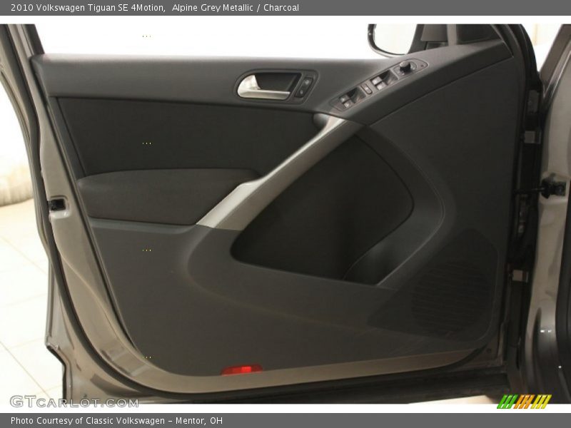 Alpine Grey Metallic / Charcoal 2010 Volkswagen Tiguan SE 4Motion