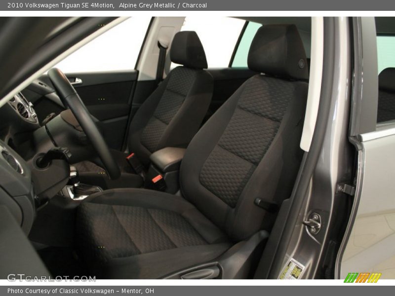 Alpine Grey Metallic / Charcoal 2010 Volkswagen Tiguan SE 4Motion
