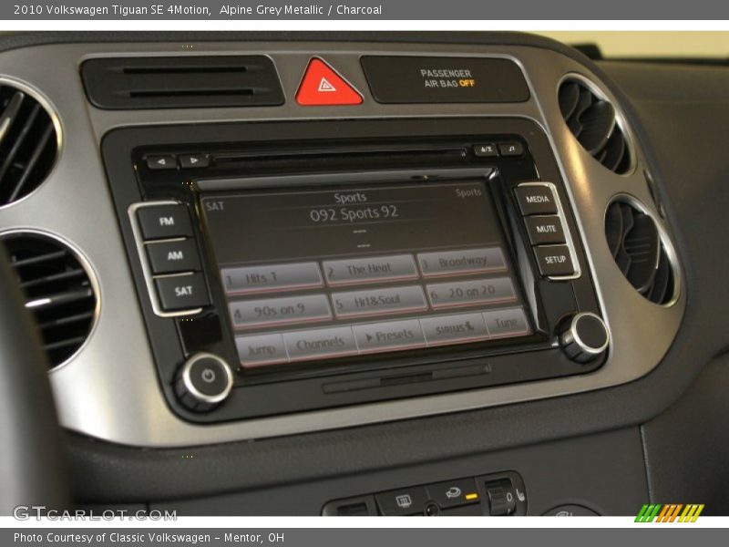 Alpine Grey Metallic / Charcoal 2010 Volkswagen Tiguan SE 4Motion