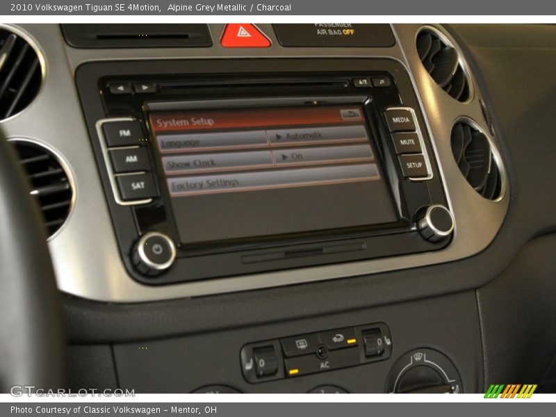 Alpine Grey Metallic / Charcoal 2010 Volkswagen Tiguan SE 4Motion