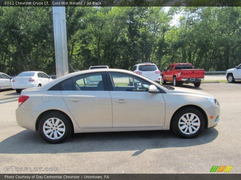 Gold Mist Metallic / Jet Black 2011 Chevrolet Cruze LT