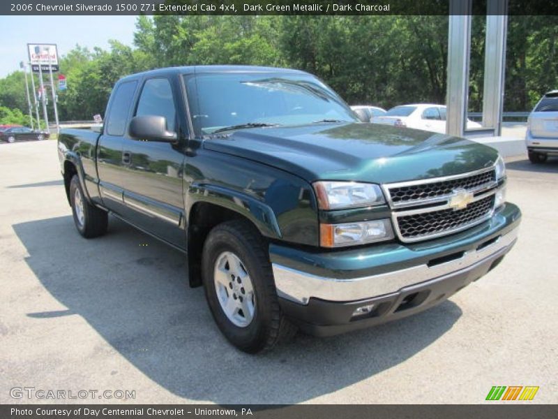 Dark Green Metallic / Dark Charcoal 2006 Chevrolet Silverado 1500 Z71 Extended Cab 4x4