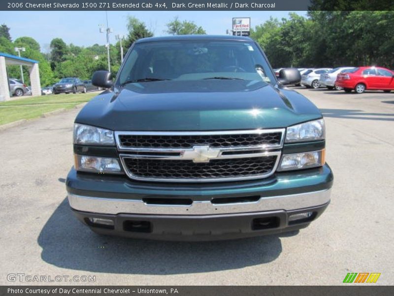Dark Green Metallic / Dark Charcoal 2006 Chevrolet Silverado 1500 Z71 Extended Cab 4x4