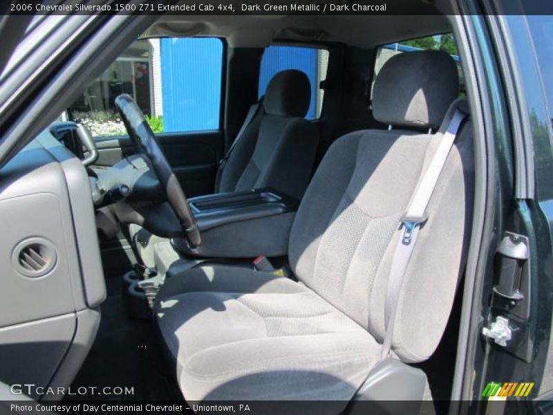 Dark Green Metallic / Dark Charcoal 2006 Chevrolet Silverado 1500 Z71 Extended Cab 4x4
