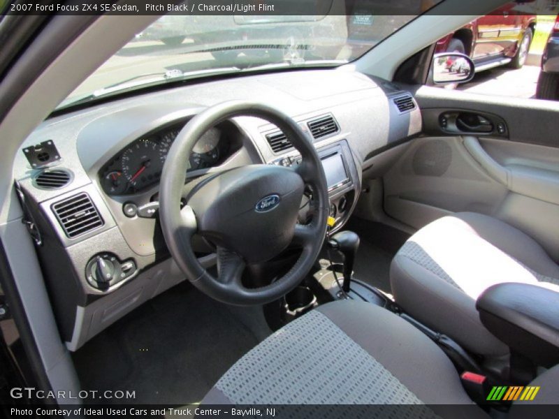 Charcoal/Light Flint Interior - 2007 Focus ZX4 SE Sedan 