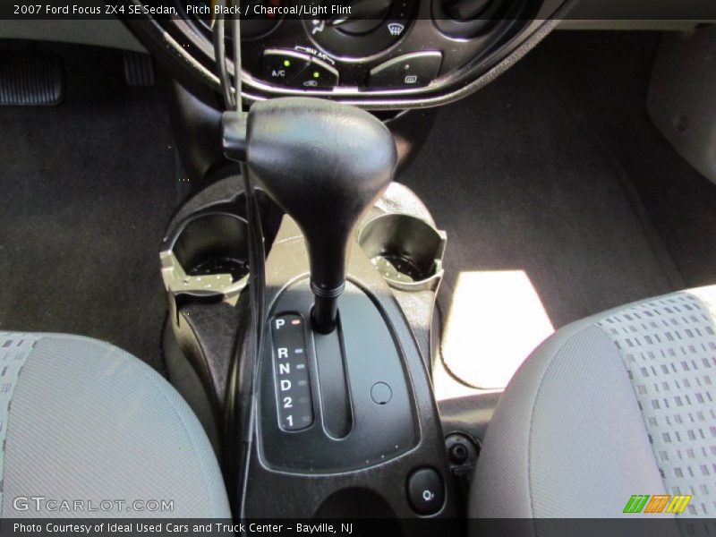  2007 Focus ZX4 SE Sedan 4 Speed Automatic Shifter