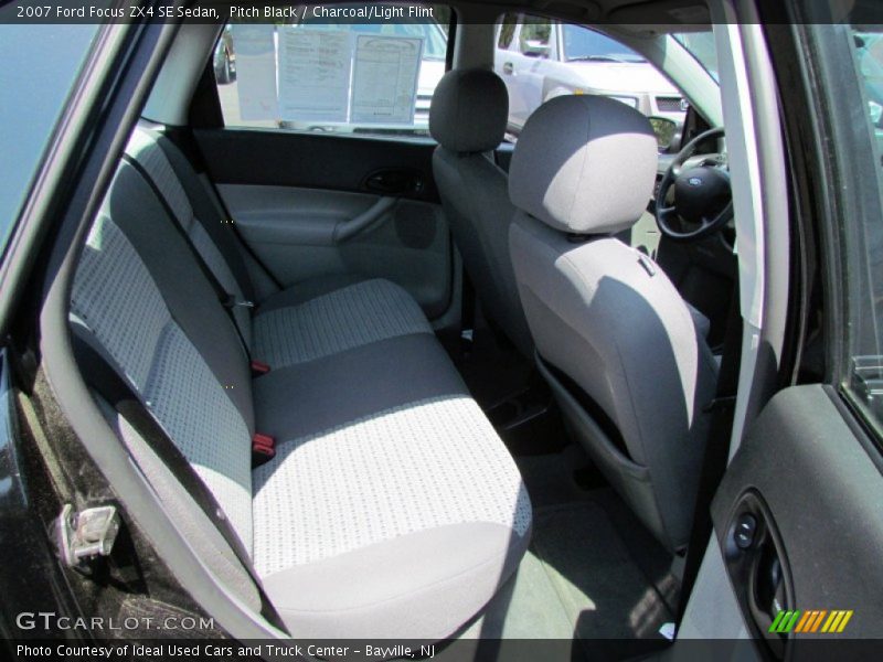 Pitch Black / Charcoal/Light Flint 2007 Ford Focus ZX4 SE Sedan