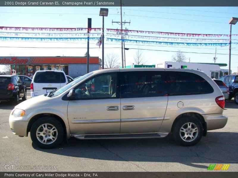 Champagne Pearl / Sandstone 2001 Dodge Grand Caravan ES