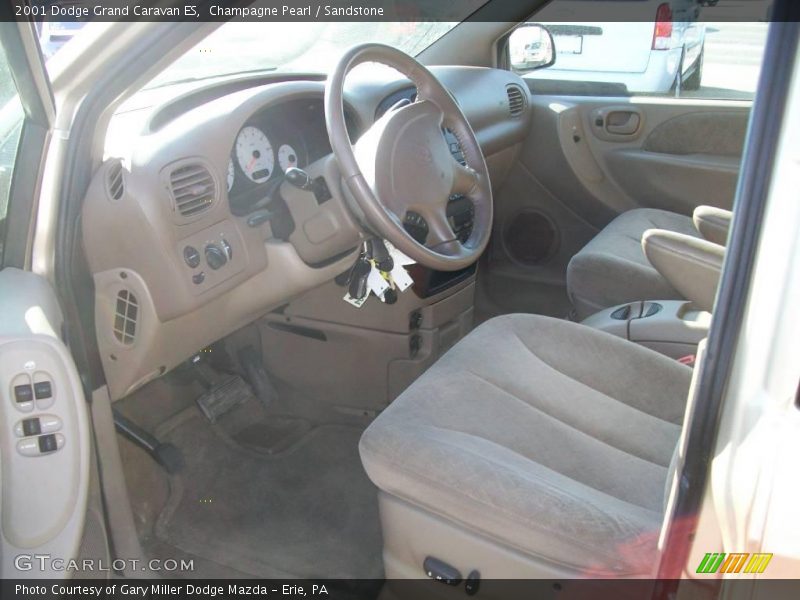 Champagne Pearl / Sandstone 2001 Dodge Grand Caravan ES