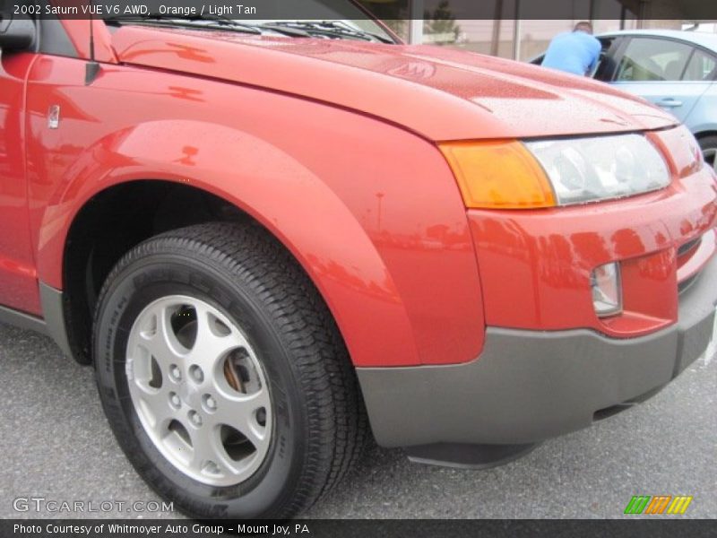 Orange / Light Tan 2002 Saturn VUE V6 AWD