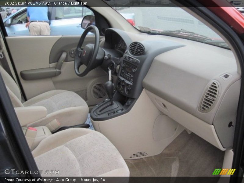Orange / Light Tan 2002 Saturn VUE V6 AWD