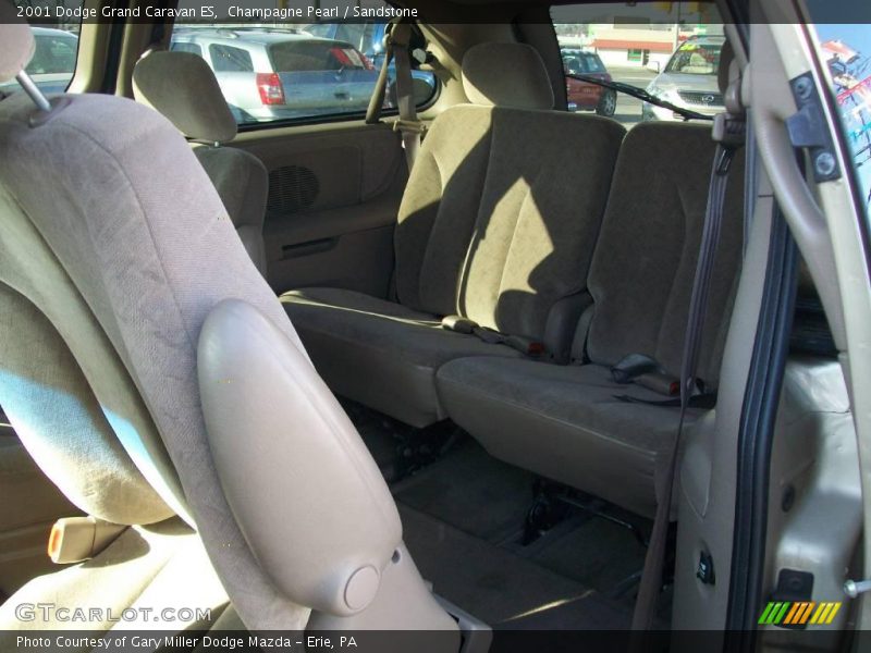 Champagne Pearl / Sandstone 2001 Dodge Grand Caravan ES