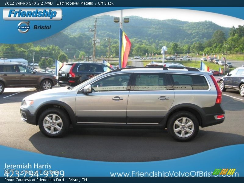 Electric Silver Metallic / Off Black 2012 Volvo XC70 3.2 AWD