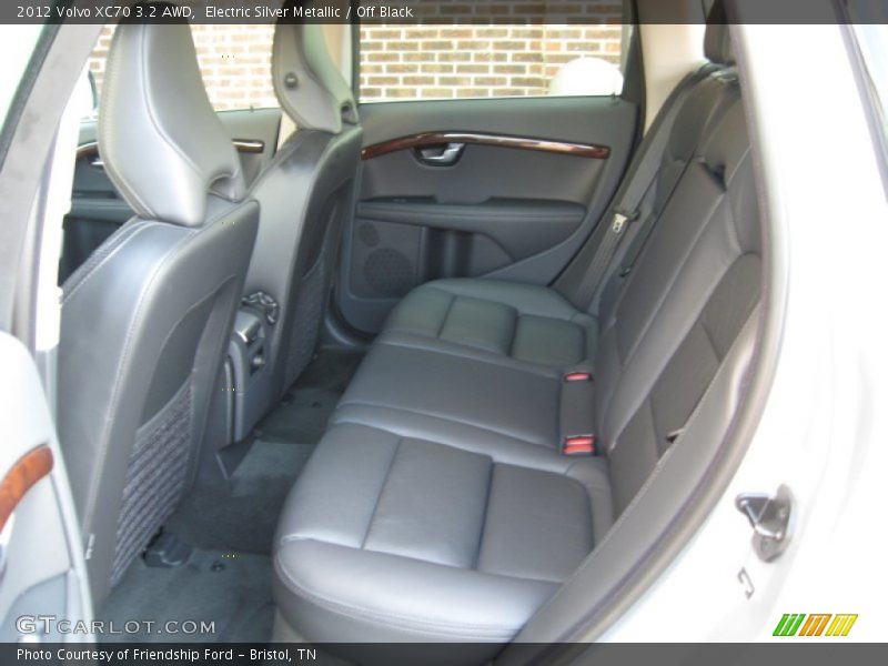 Electric Silver Metallic / Off Black 2012 Volvo XC70 3.2 AWD