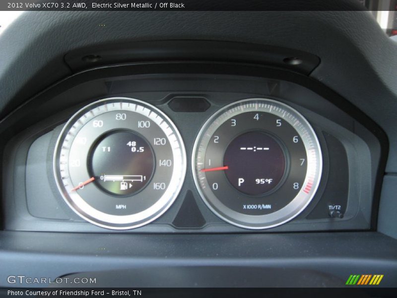Electric Silver Metallic / Off Black 2012 Volvo XC70 3.2 AWD