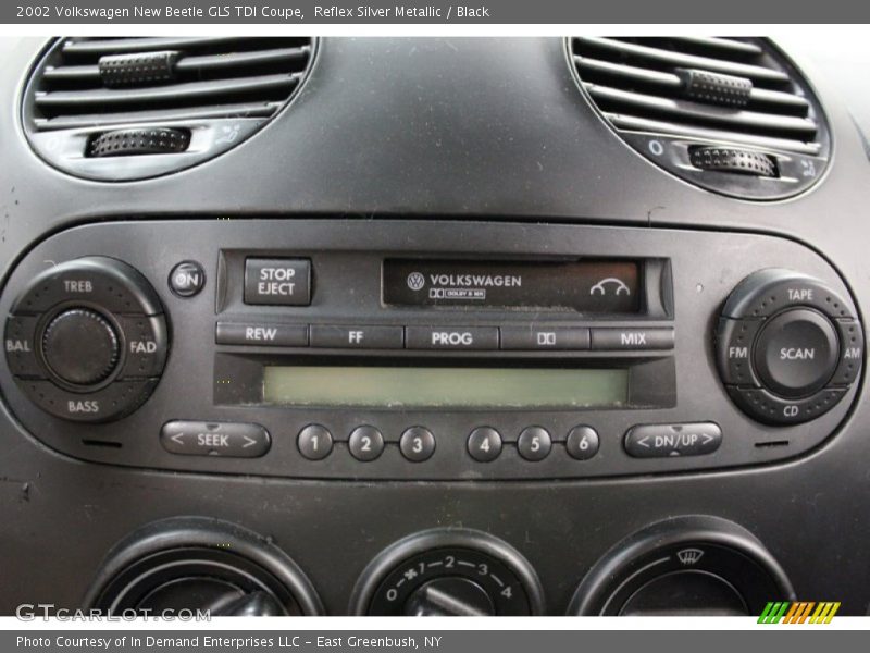 Reflex Silver Metallic / Black 2002 Volkswagen New Beetle GLS TDI Coupe