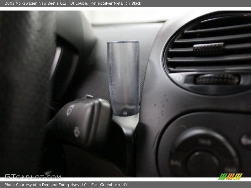 Reflex Silver Metallic / Black 2002 Volkswagen New Beetle GLS TDI Coupe