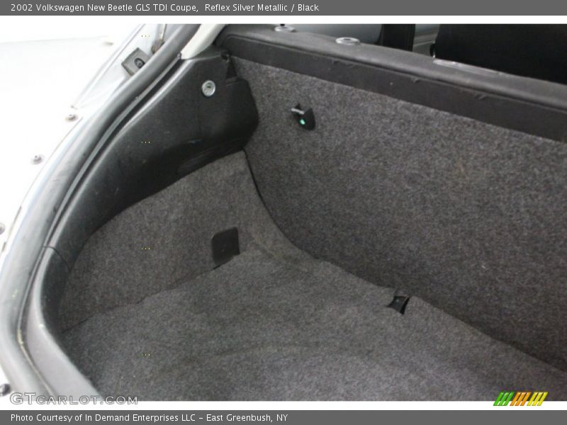 Reflex Silver Metallic / Black 2002 Volkswagen New Beetle GLS TDI Coupe