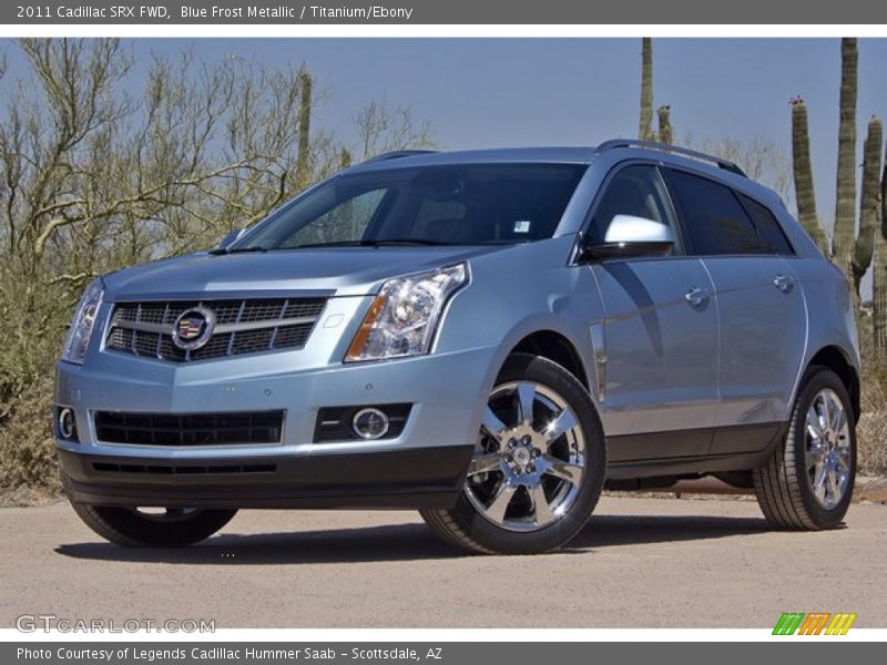 Front 3/4 View of 2011 SRX FWD
