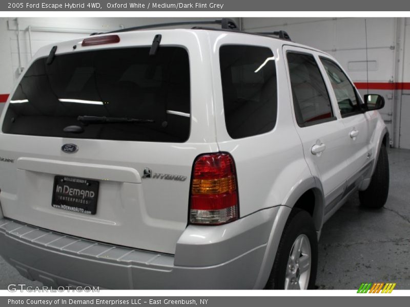 Oxford White / Medium/Dark Flint Grey 2005 Ford Escape Hybrid 4WD