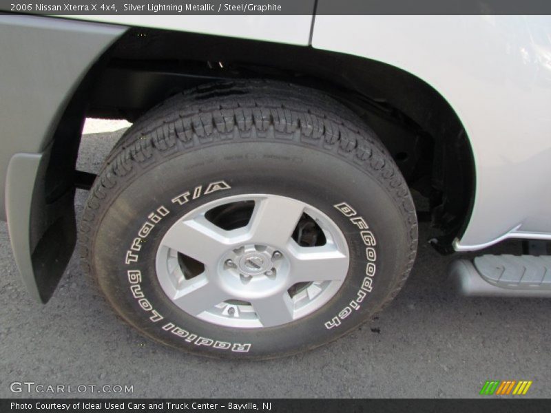 Silver Lightning Metallic / Steel/Graphite 2006 Nissan Xterra X 4x4