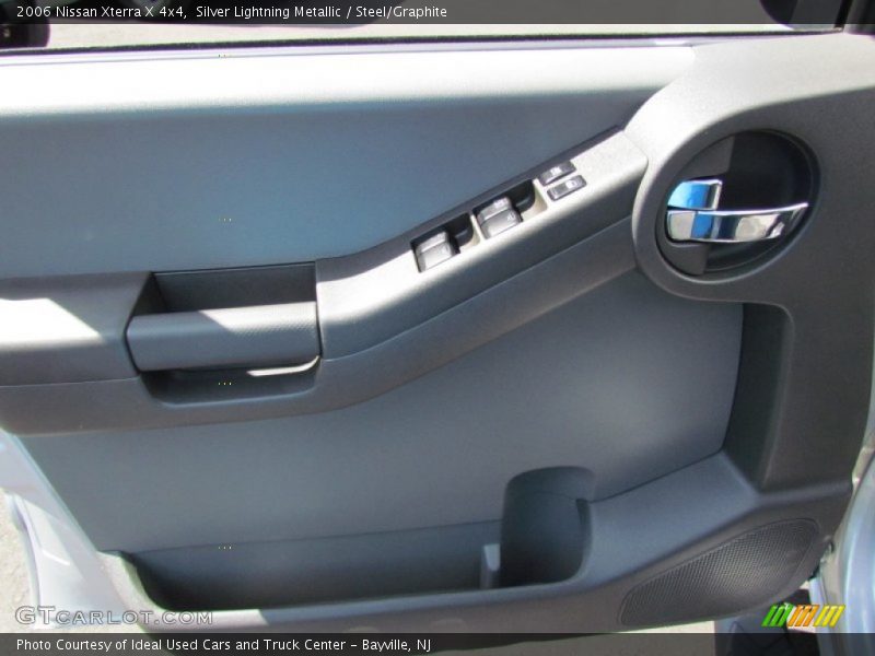 Silver Lightning Metallic / Steel/Graphite 2006 Nissan Xterra X 4x4