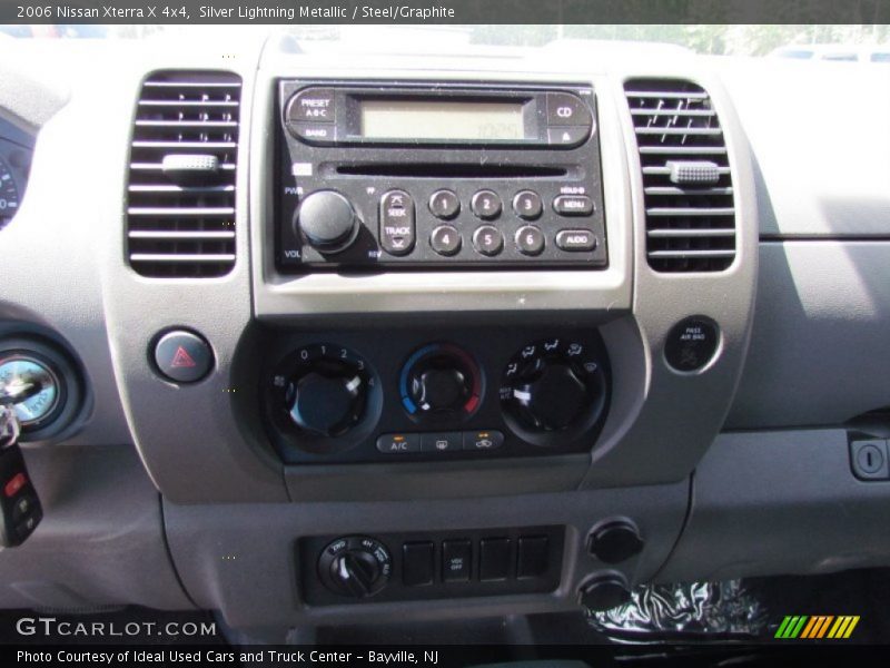 Silver Lightning Metallic / Steel/Graphite 2006 Nissan Xterra X 4x4