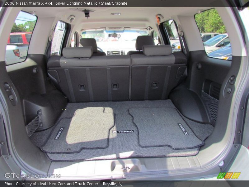 Silver Lightning Metallic / Steel/Graphite 2006 Nissan Xterra X 4x4