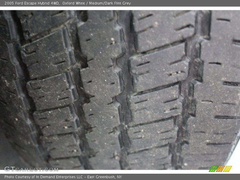 Oxford White / Medium/Dark Flint Grey 2005 Ford Escape Hybrid 4WD