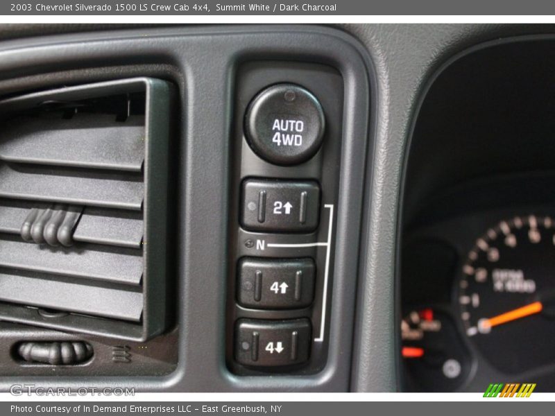 Summit White / Dark Charcoal 2003 Chevrolet Silverado 1500 LS Crew Cab 4x4