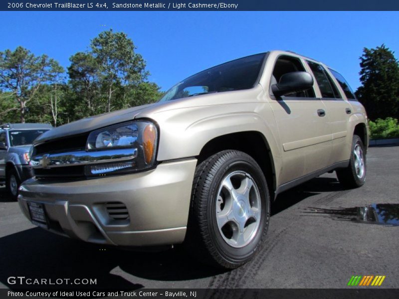 Sandstone Metallic / Light Cashmere/Ebony 2006 Chevrolet TrailBlazer LS 4x4