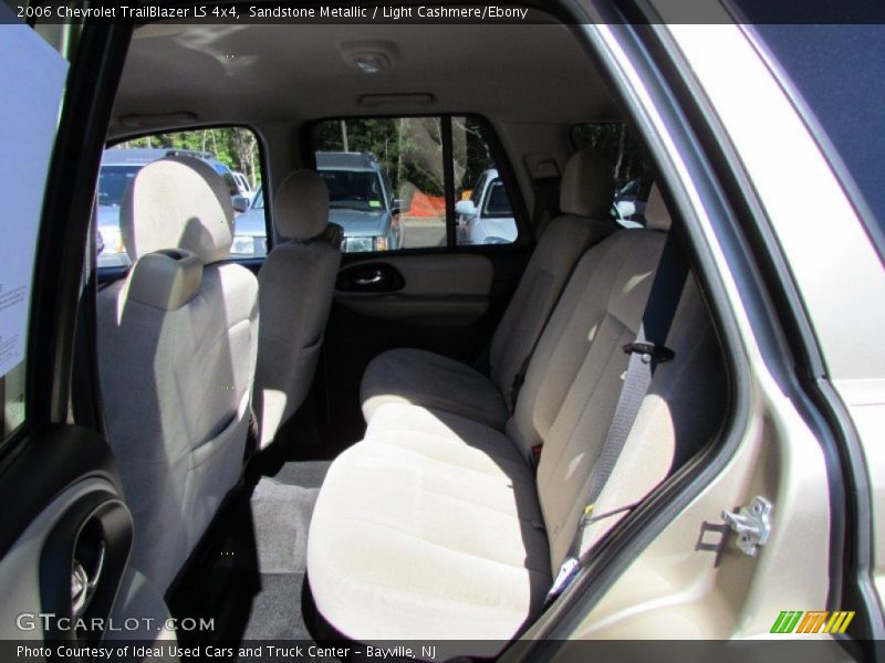 Sandstone Metallic / Light Cashmere/Ebony 2006 Chevrolet TrailBlazer LS 4x4
