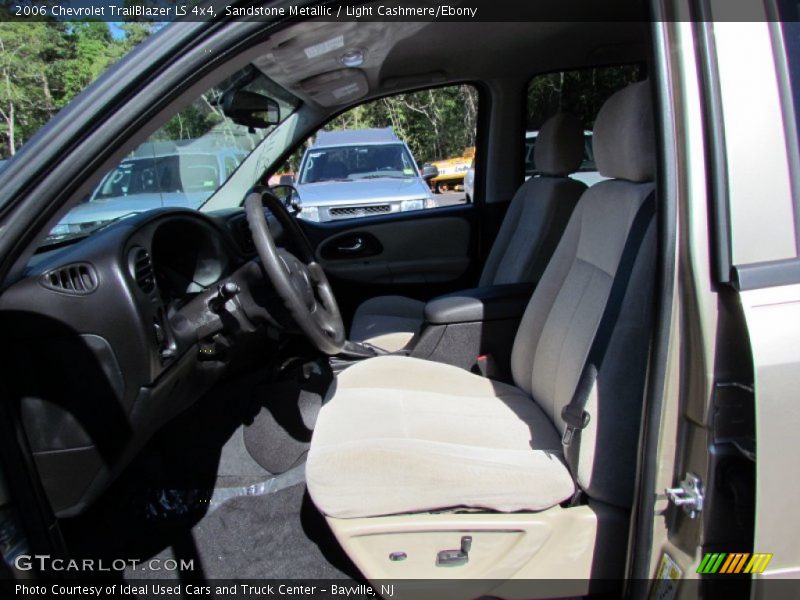Sandstone Metallic / Light Cashmere/Ebony 2006 Chevrolet TrailBlazer LS 4x4