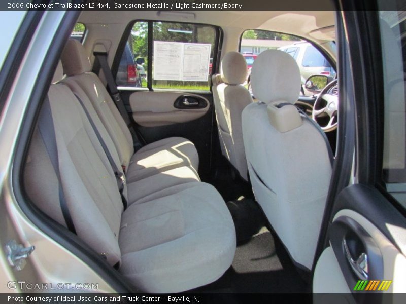 Sandstone Metallic / Light Cashmere/Ebony 2006 Chevrolet TrailBlazer LS 4x4