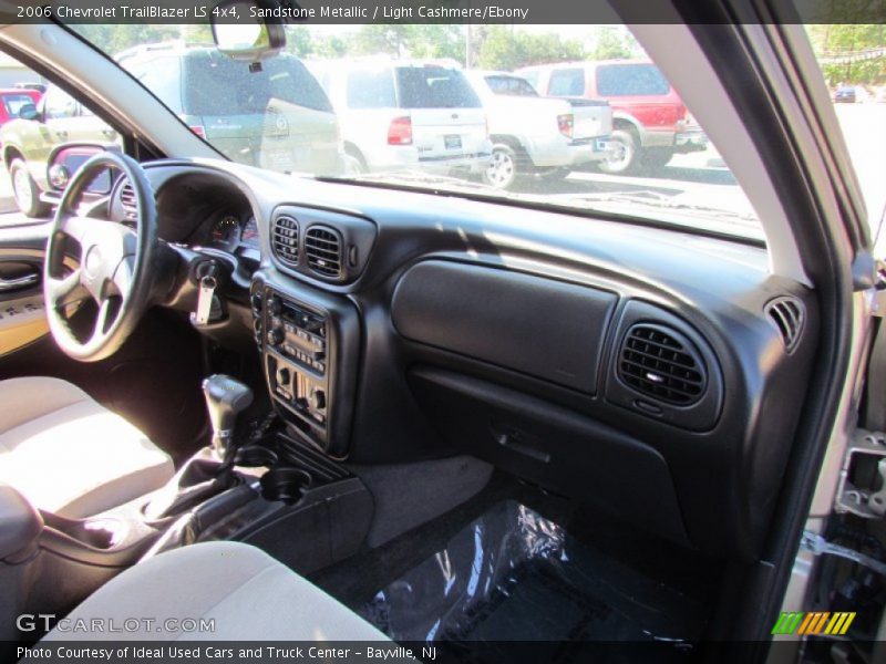 Sandstone Metallic / Light Cashmere/Ebony 2006 Chevrolet TrailBlazer LS 4x4