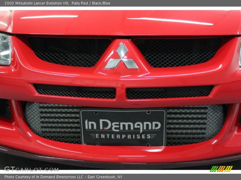 Rally Red / Black/Blue 2003 Mitsubishi Lancer Evolution VIII