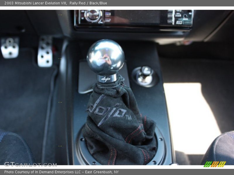 Rally Red / Black/Blue 2003 Mitsubishi Lancer Evolution VIII