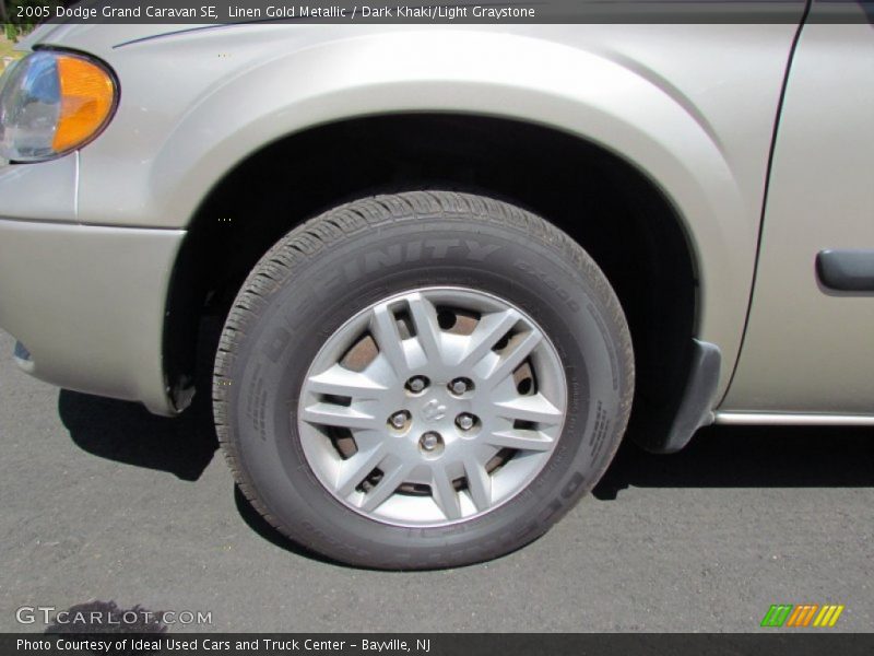 Linen Gold Metallic / Dark Khaki/Light Graystone 2005 Dodge Grand Caravan SE
