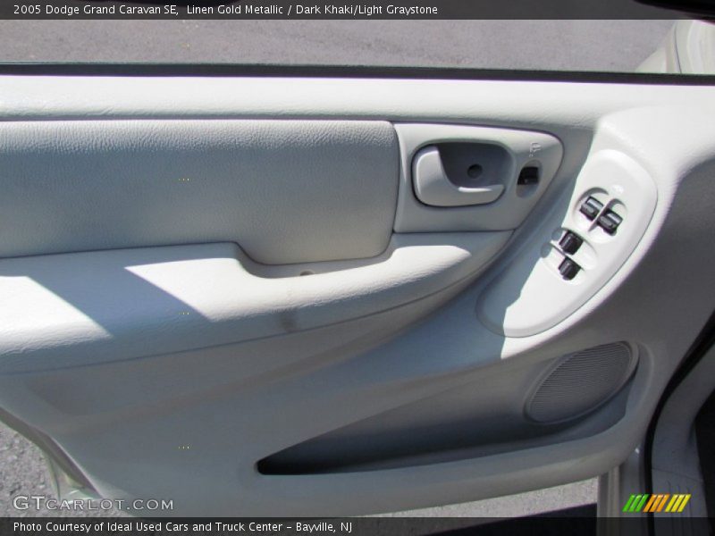 Linen Gold Metallic / Dark Khaki/Light Graystone 2005 Dodge Grand Caravan SE