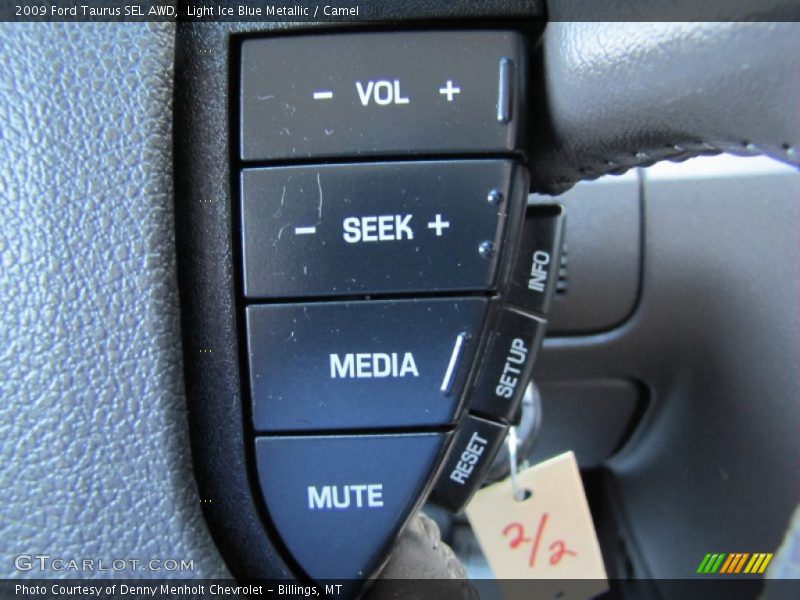 Controls of 2009 Taurus SEL AWD