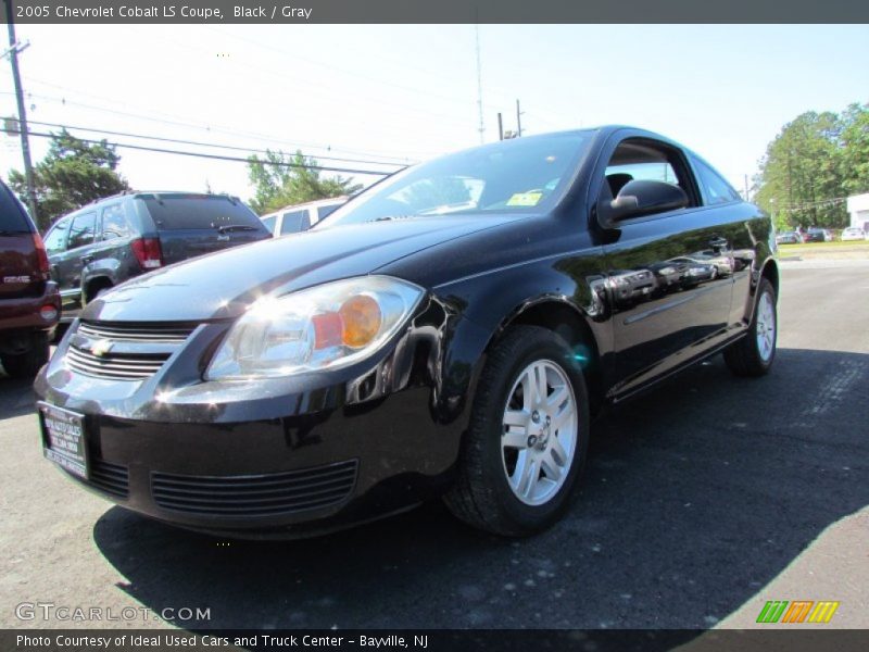 Black / Gray 2005 Chevrolet Cobalt LS Coupe
