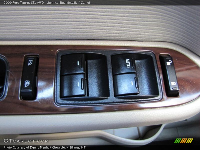 Controls of 2009 Taurus SEL AWD