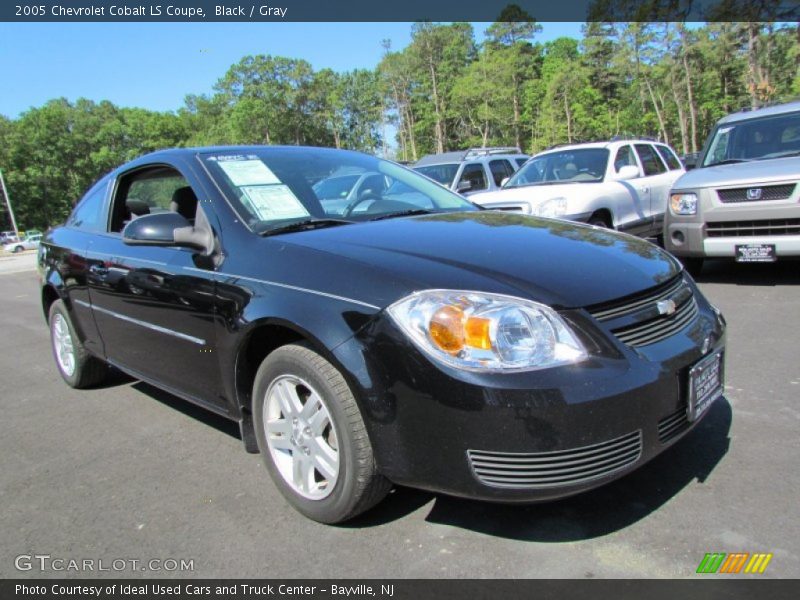 Black / Gray 2005 Chevrolet Cobalt LS Coupe