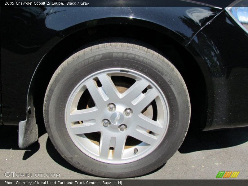 Black / Gray 2005 Chevrolet Cobalt LS Coupe