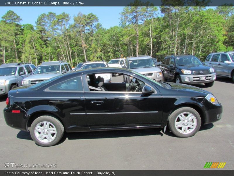 Black / Gray 2005 Chevrolet Cobalt LS Coupe
