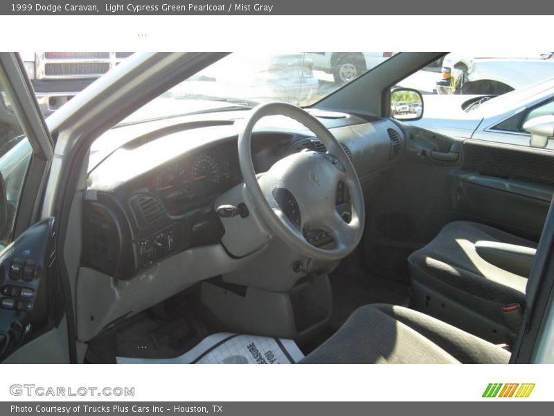 Light Cypress Green Pearlcoat / Mist Gray 1999 Dodge Caravan