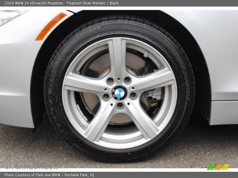 Titanium Silver Metallic / Black 2009 BMW Z4 sDrive30i Roadster