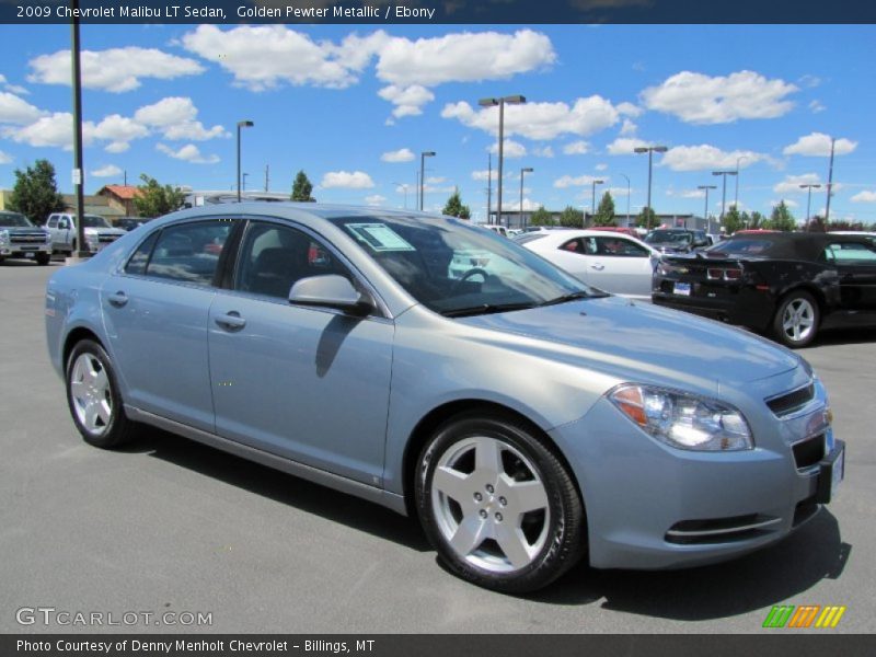 Front 3/4 View of 2009 Malibu LT Sedan
