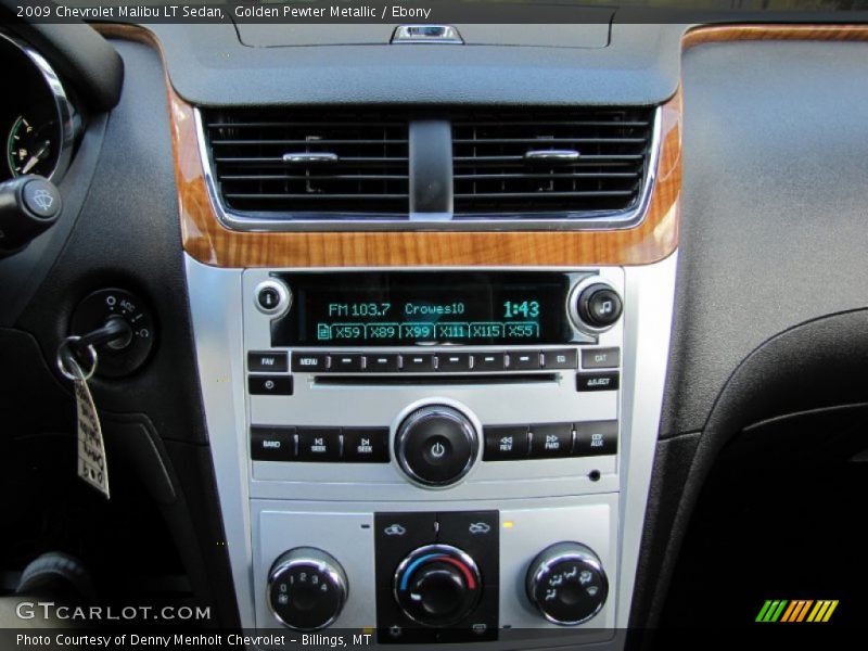 Controls of 2009 Malibu LT Sedan